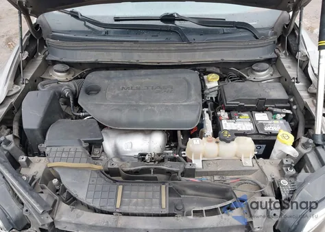 2020 Jeep Cherokee Latitude Plus Fwd z USA, uszkodzony, nr VIN 1C4PJLLB6LD571046